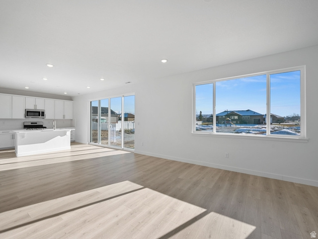 SEASONS AT TAYLOR LANDING - Residential