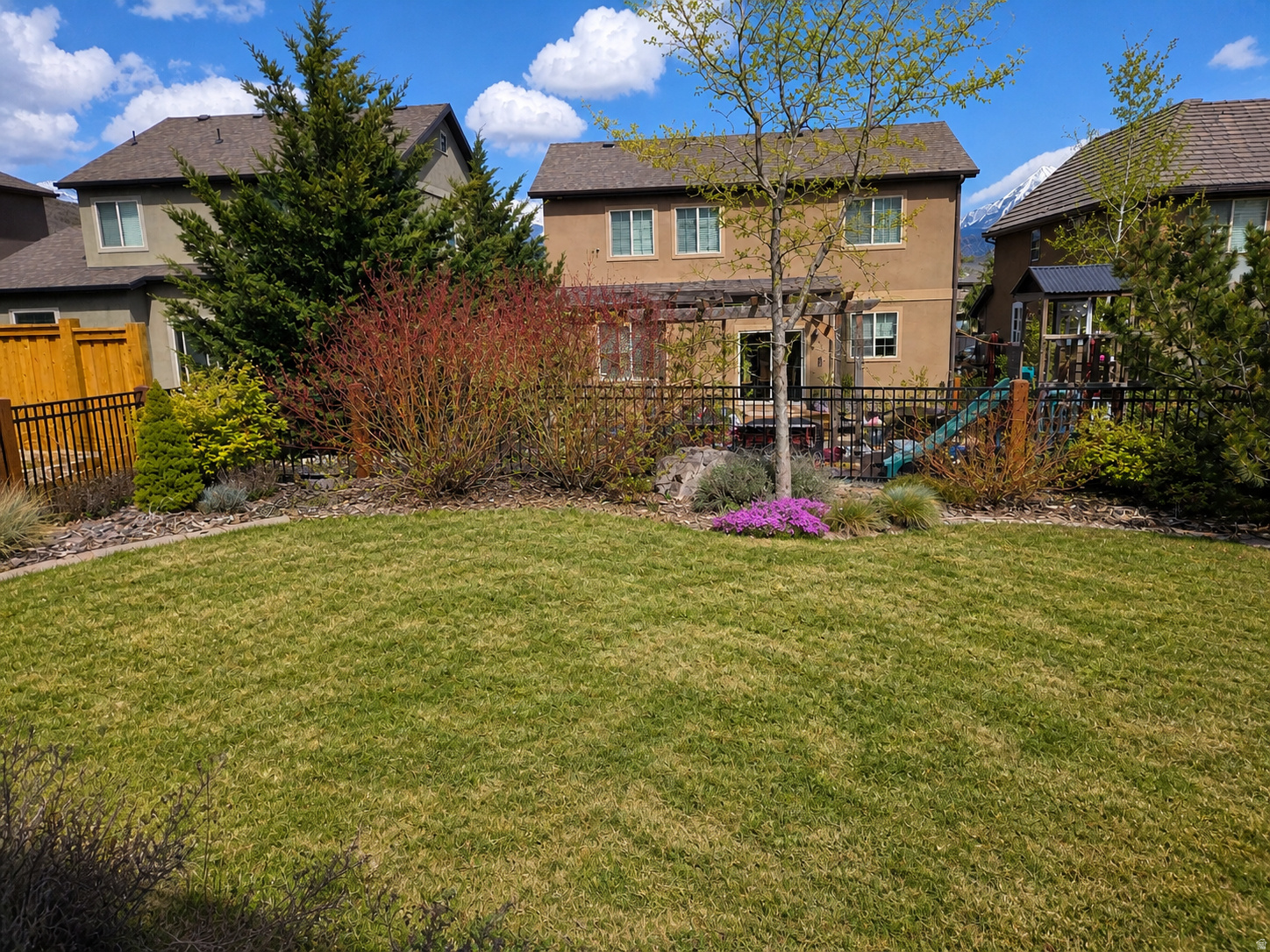 MAPLE HOLLOW 10 11 1 - Residential