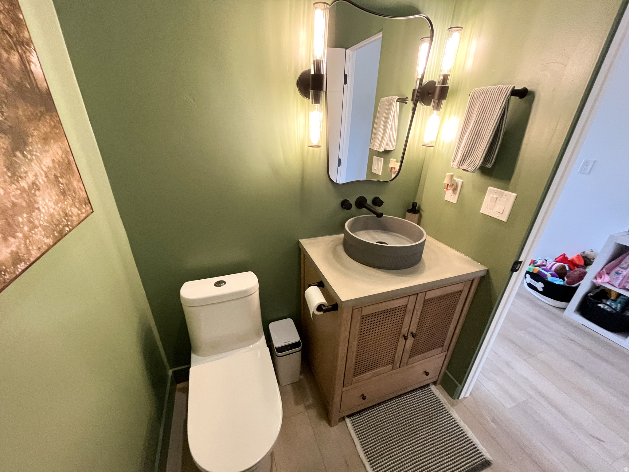 RIVER ROCK - Residential