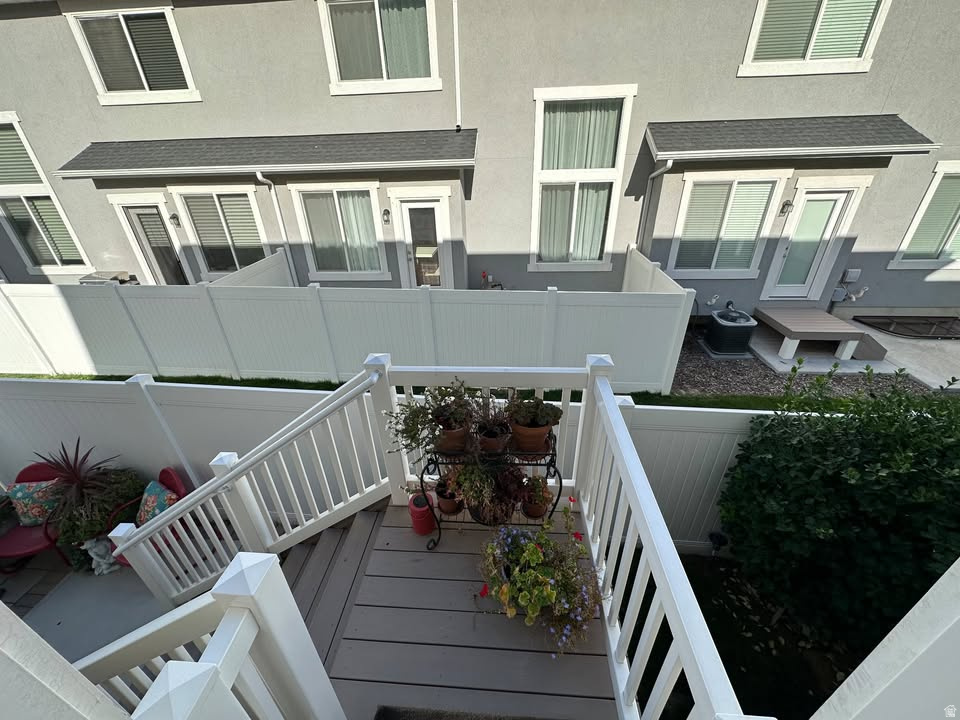 SKY RIDGE TOWNHOMES - Residential