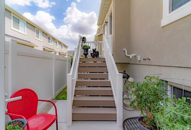 SKY RIDGE TOWNHOMES - Residential