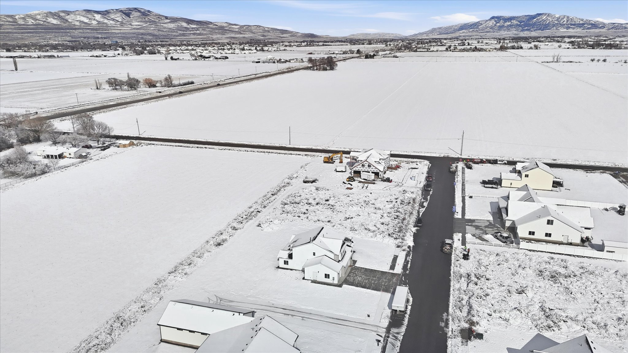 SUNSET VISTA - Residential