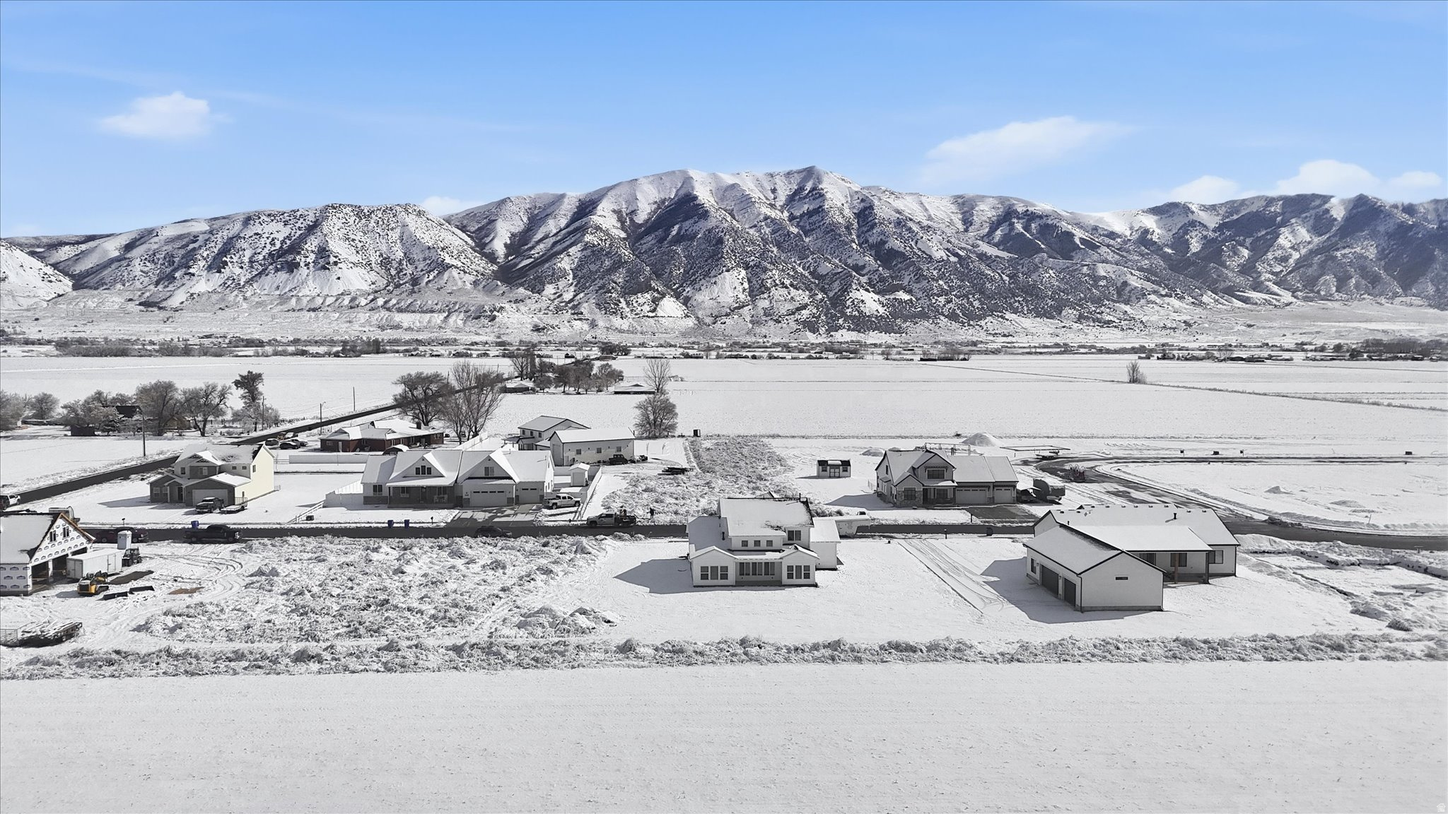 SUNSET VISTA - Residential