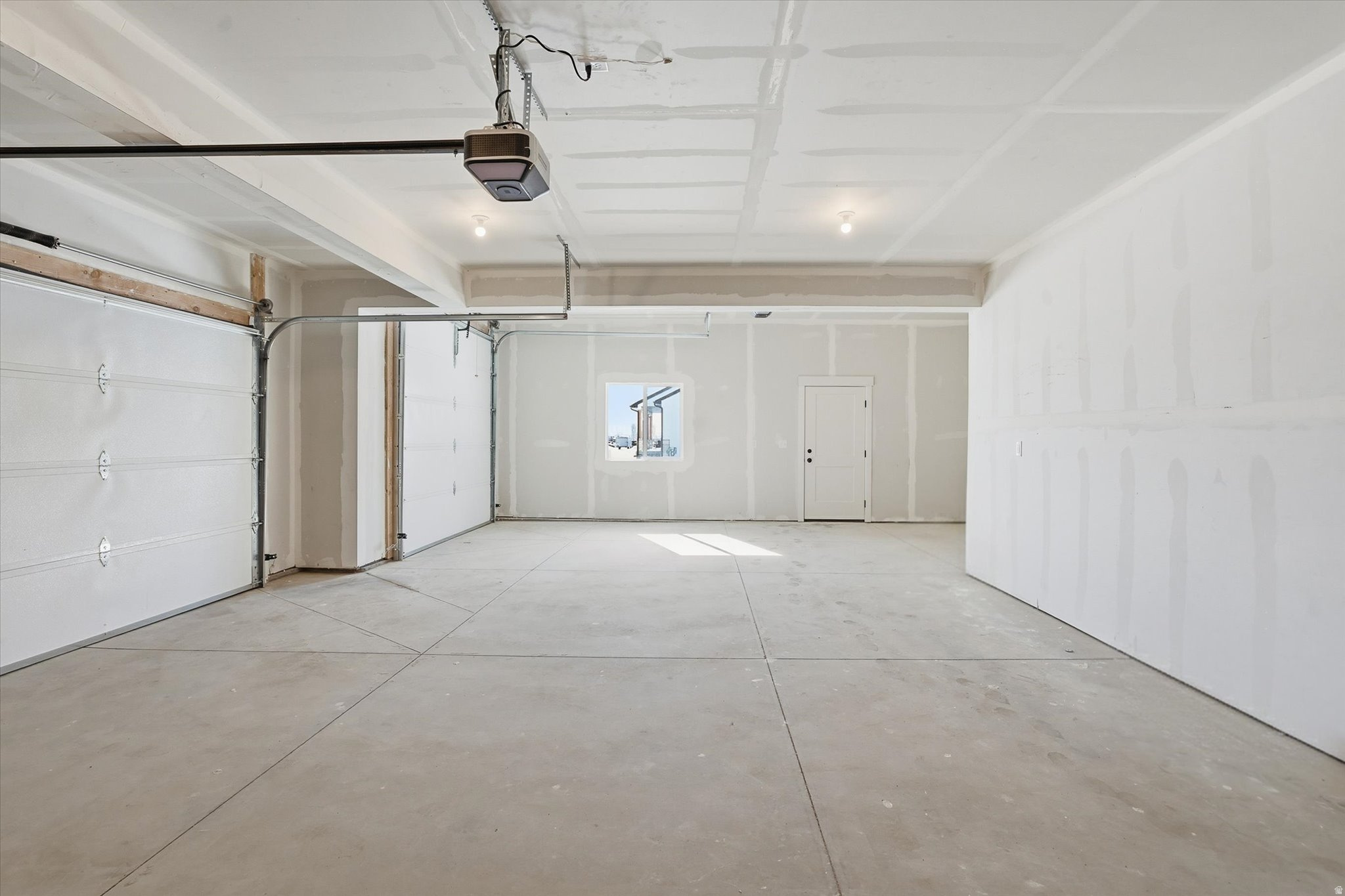 SUNSET VISTA - Residential