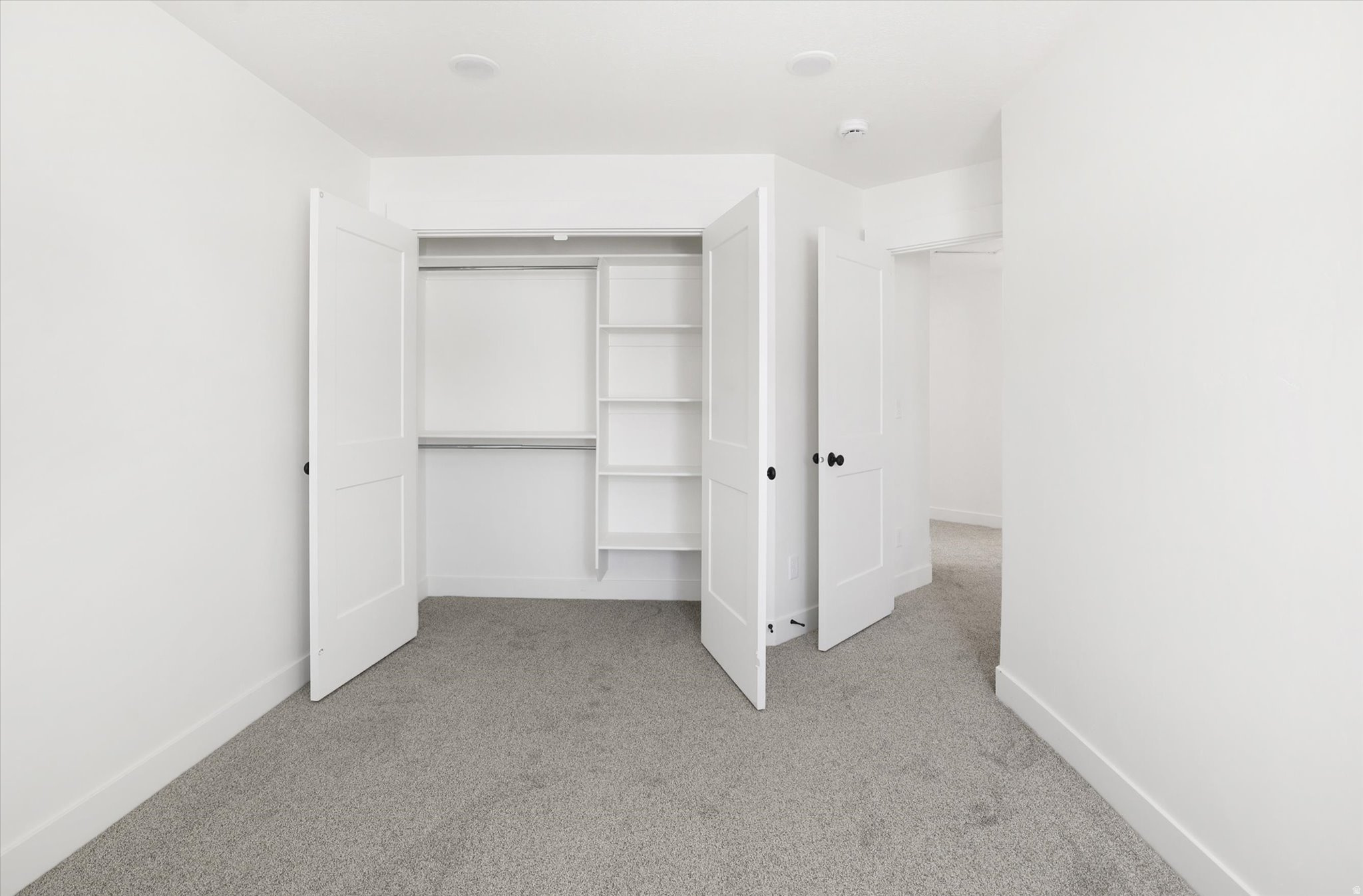 SUNSET VISTA - Residential