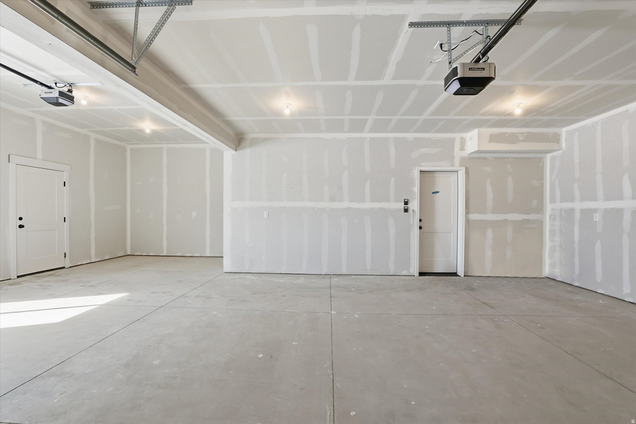 SUNSET VISTA - Residential