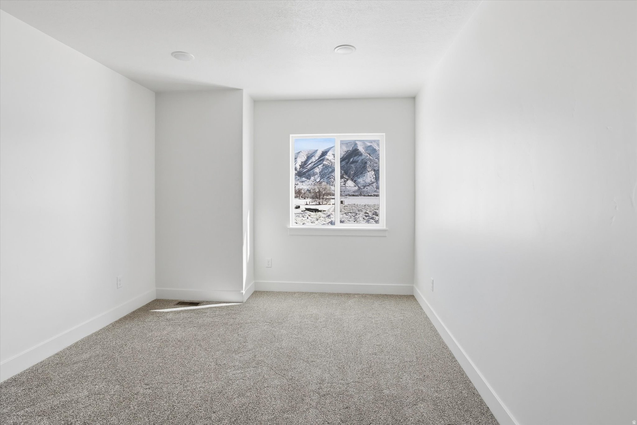 SUNSET VISTA - Residential