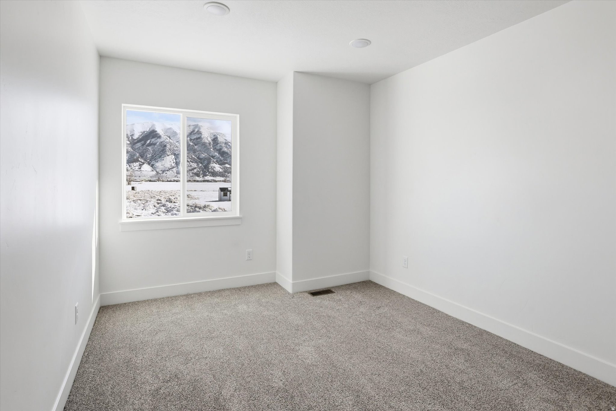 SUNSET VISTA - Residential