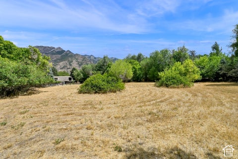 Tiny photo for 2652 E 6200 S, Holladay, UT 84121 (MLS # 2189963)