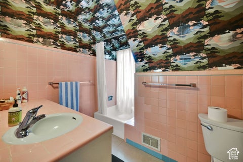 Tiny photo for 2652 E 6200 S, Holladay, UT 84121 (MLS # 2189963)