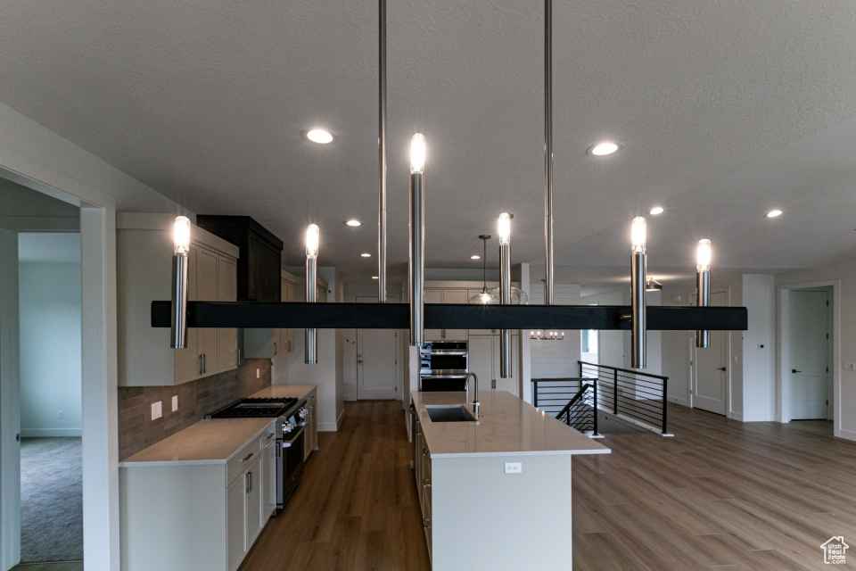 South Jordan, Utah 84095, United States, 4 Bedrooms Bedrooms, ,4 BathroomsBathrooms,Residential,Active,23510