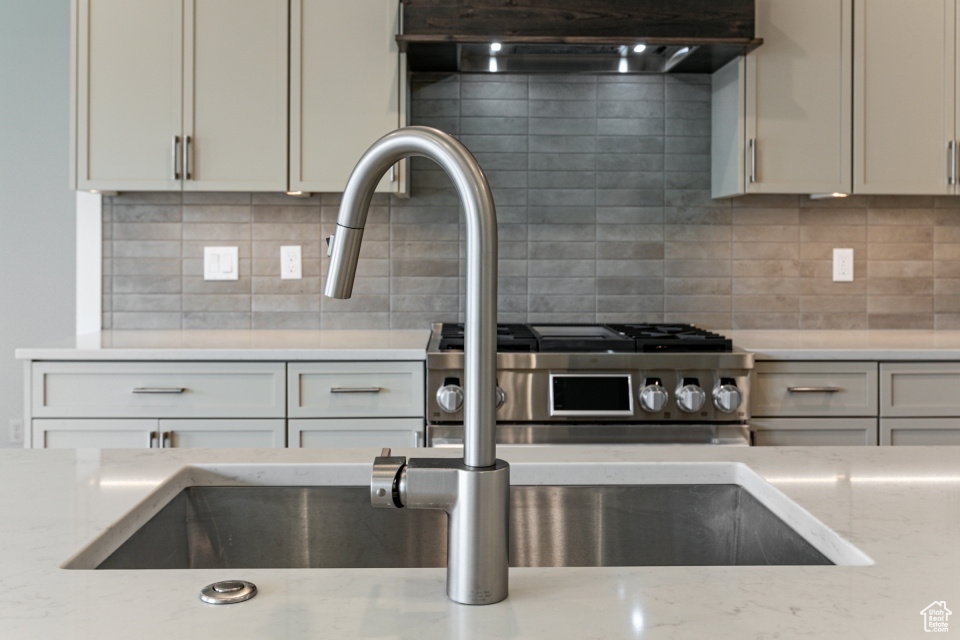 South Jordan, Utah 84095, United States, 4 Bedrooms Bedrooms, ,4 BathroomsBathrooms,Residential,Active,23510