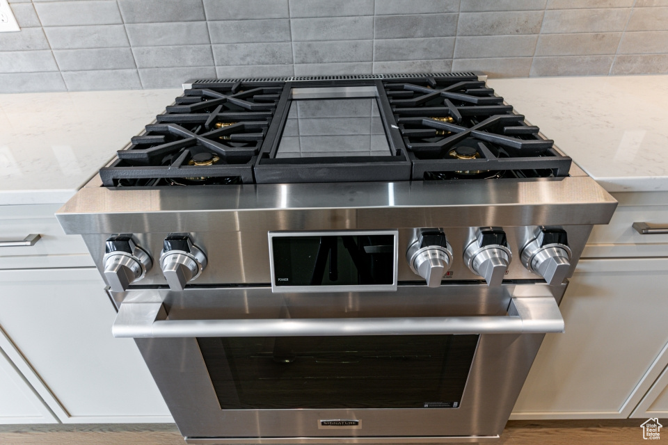 South Jordan, Utah 84095, United States, 4 Bedrooms Bedrooms, ,4 BathroomsBathrooms,Residential,Active,23510