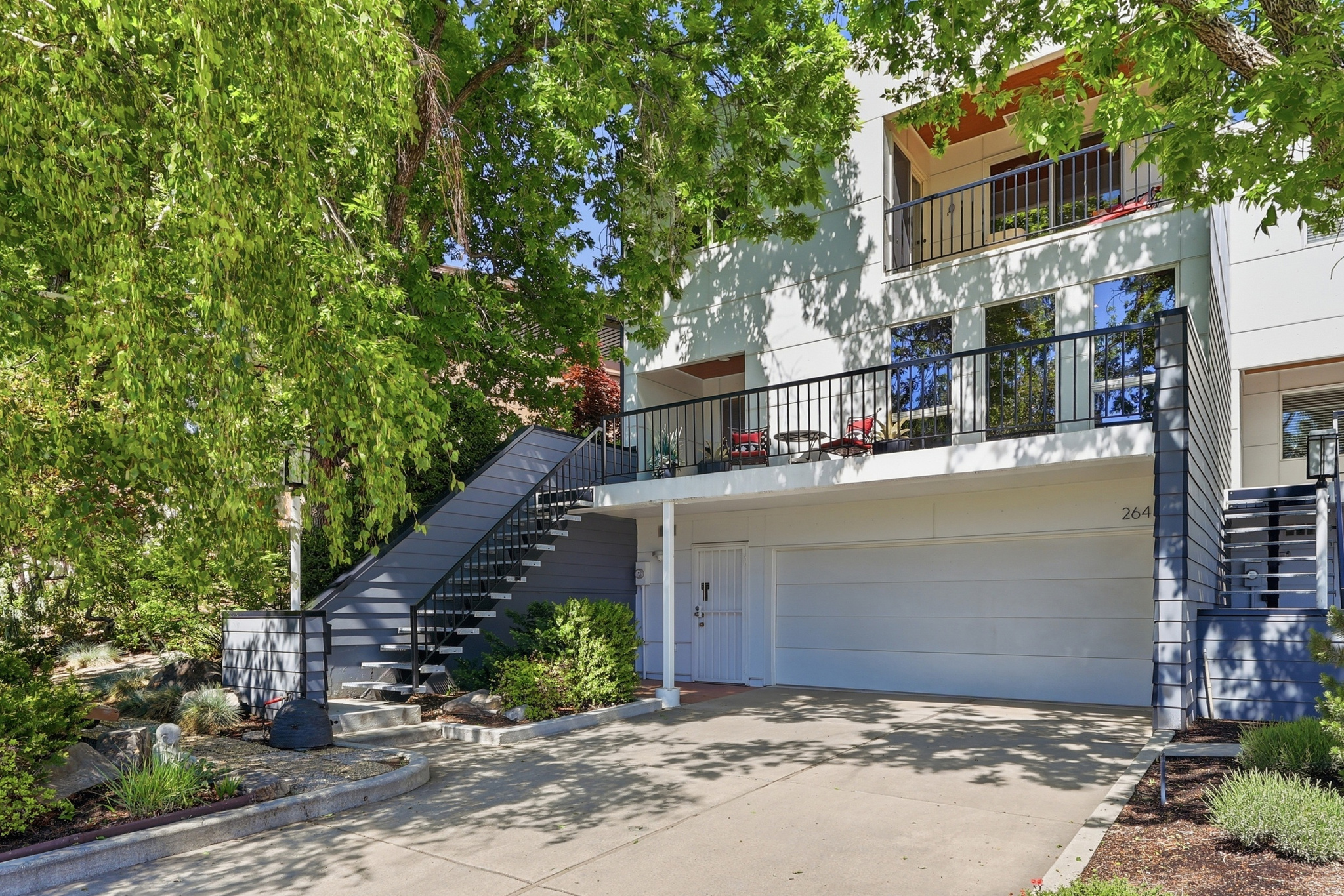 CAPITAL MARMALADE - Residential