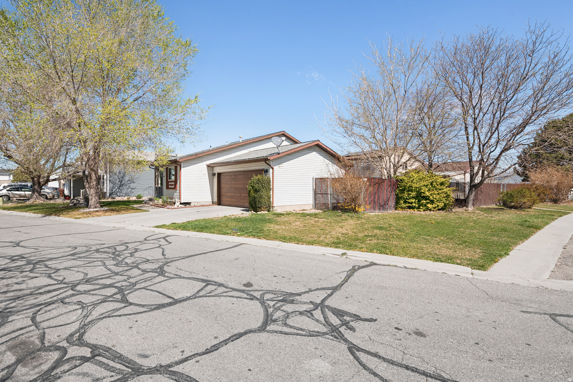 FOX SHADOW - Residential