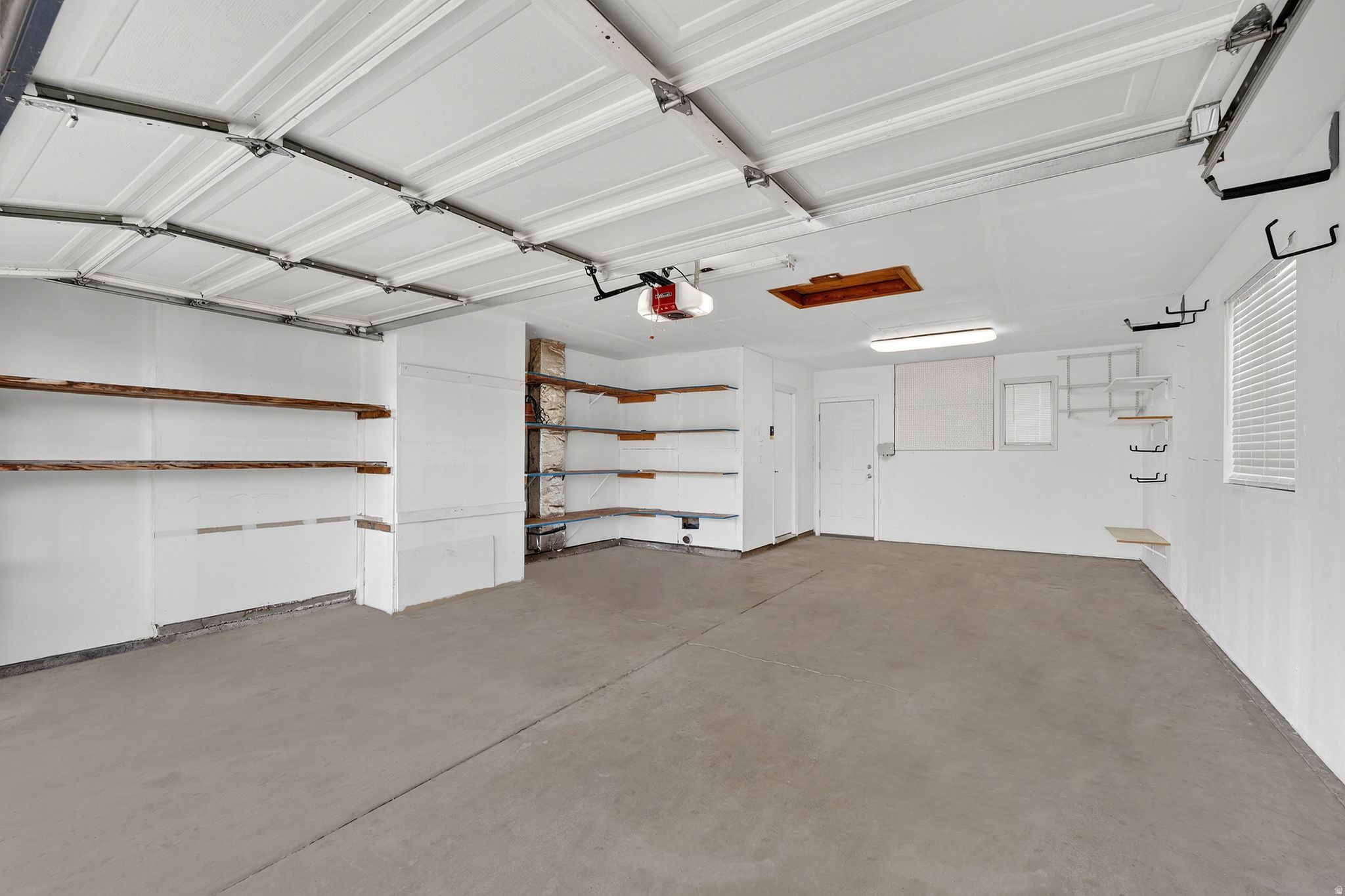 MEADOWS - Residential