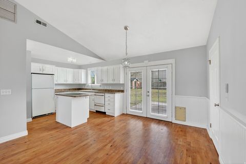 Tiny photo for 1275 W 8830 S, West Jordan, UT 84088 (MLS # 2142951)