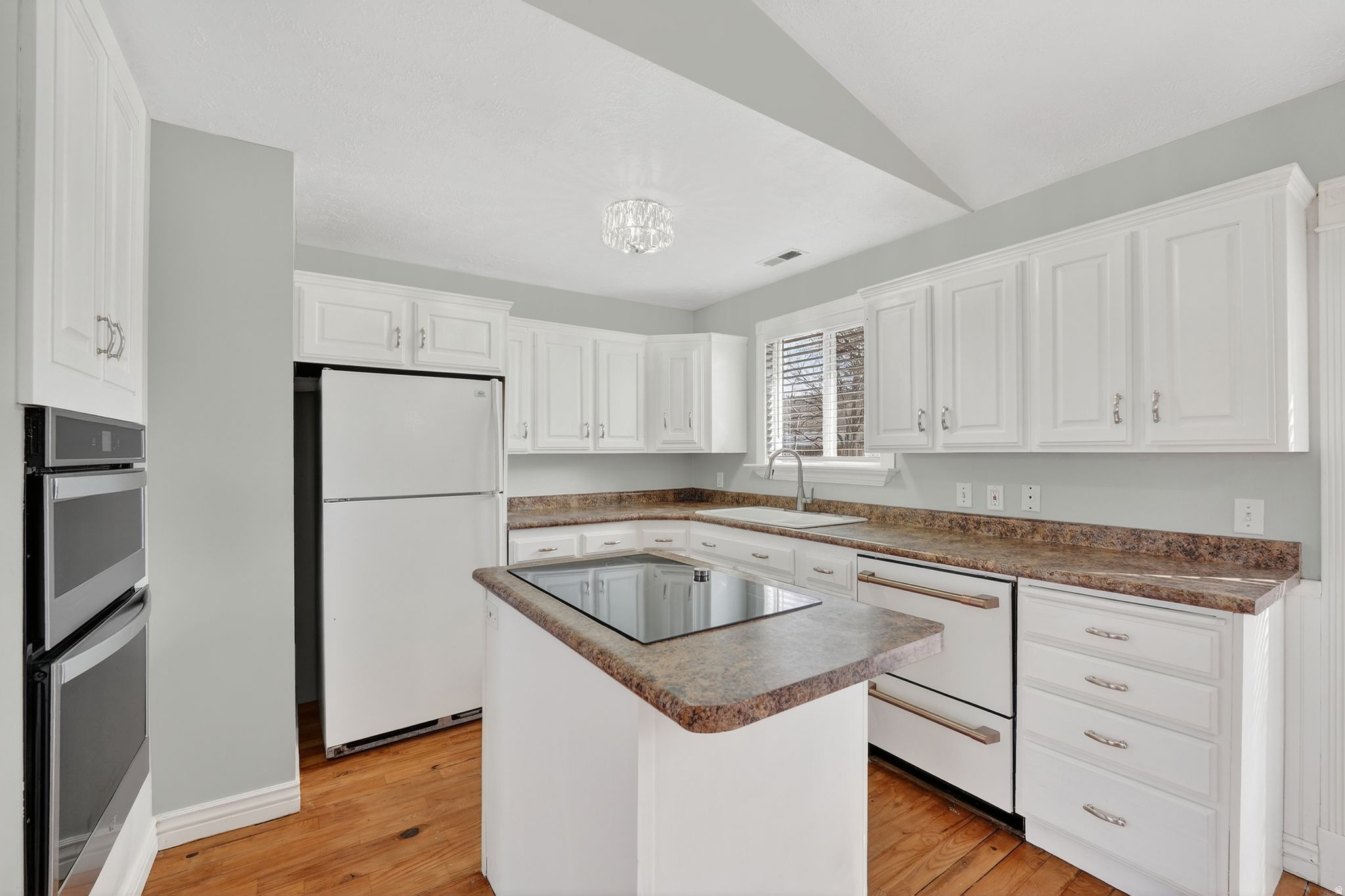 MEADOWS - Residential