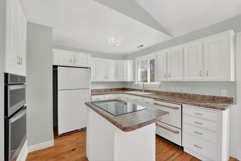 Tiny photo for 1275 W 8830 S, West Jordan, UT 84088 (MLS # 2142951)