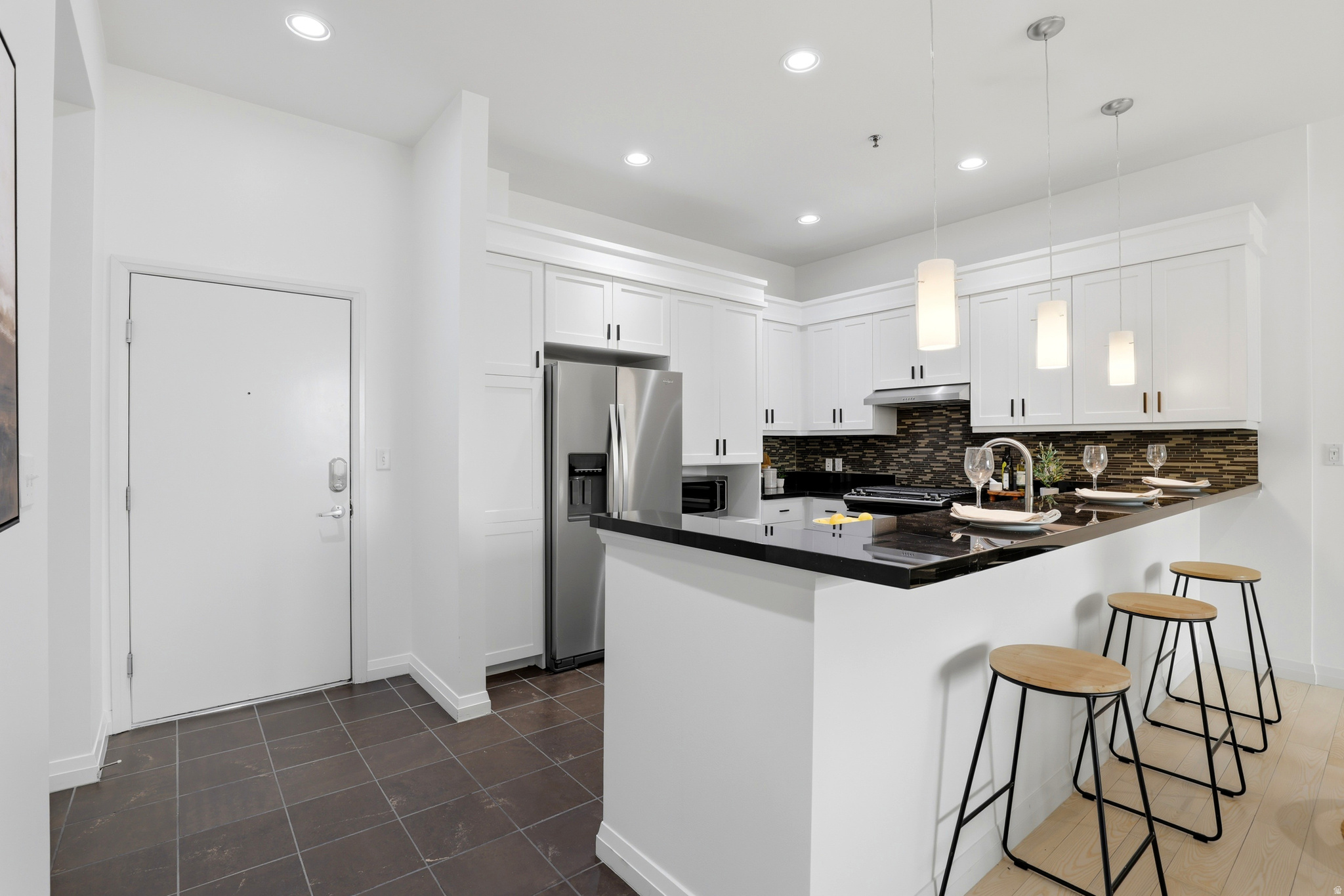 THE METRO - Residential