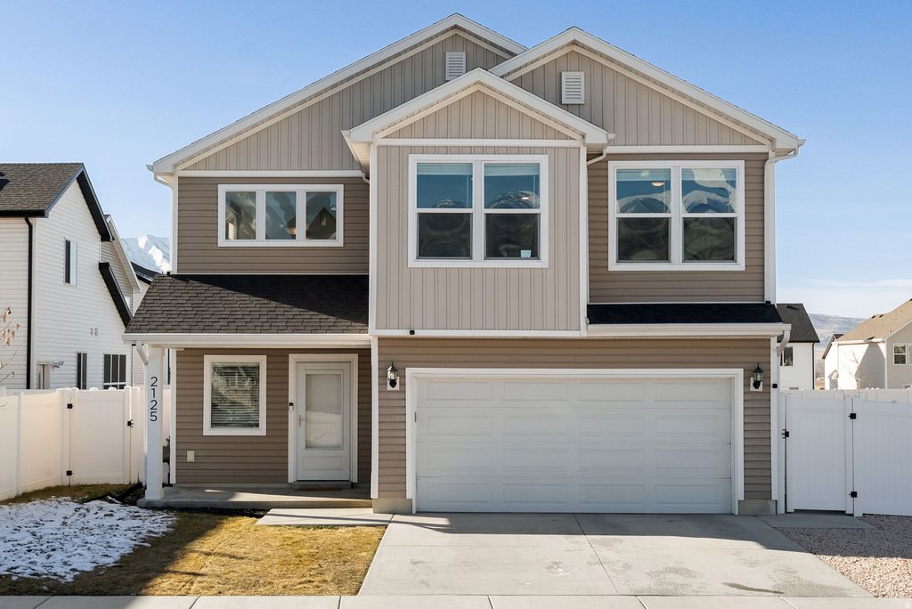 Photo of 2125 S CREEKSIDE DR, Logan, UT 84339 (MLS # 2133300)