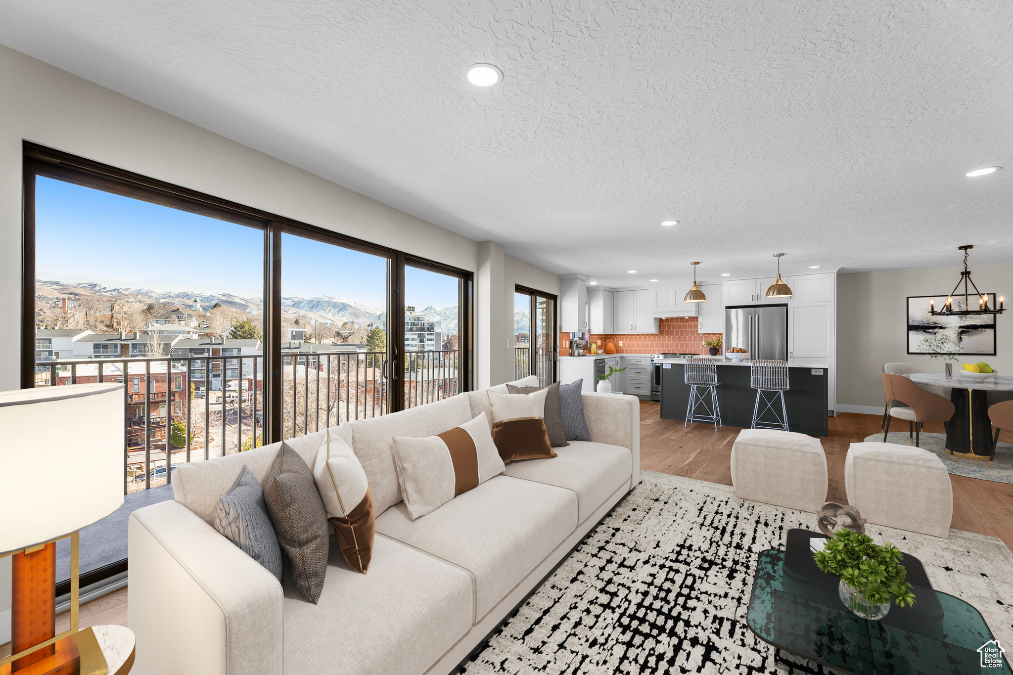 TREVI TOWERS CONDM - Residential