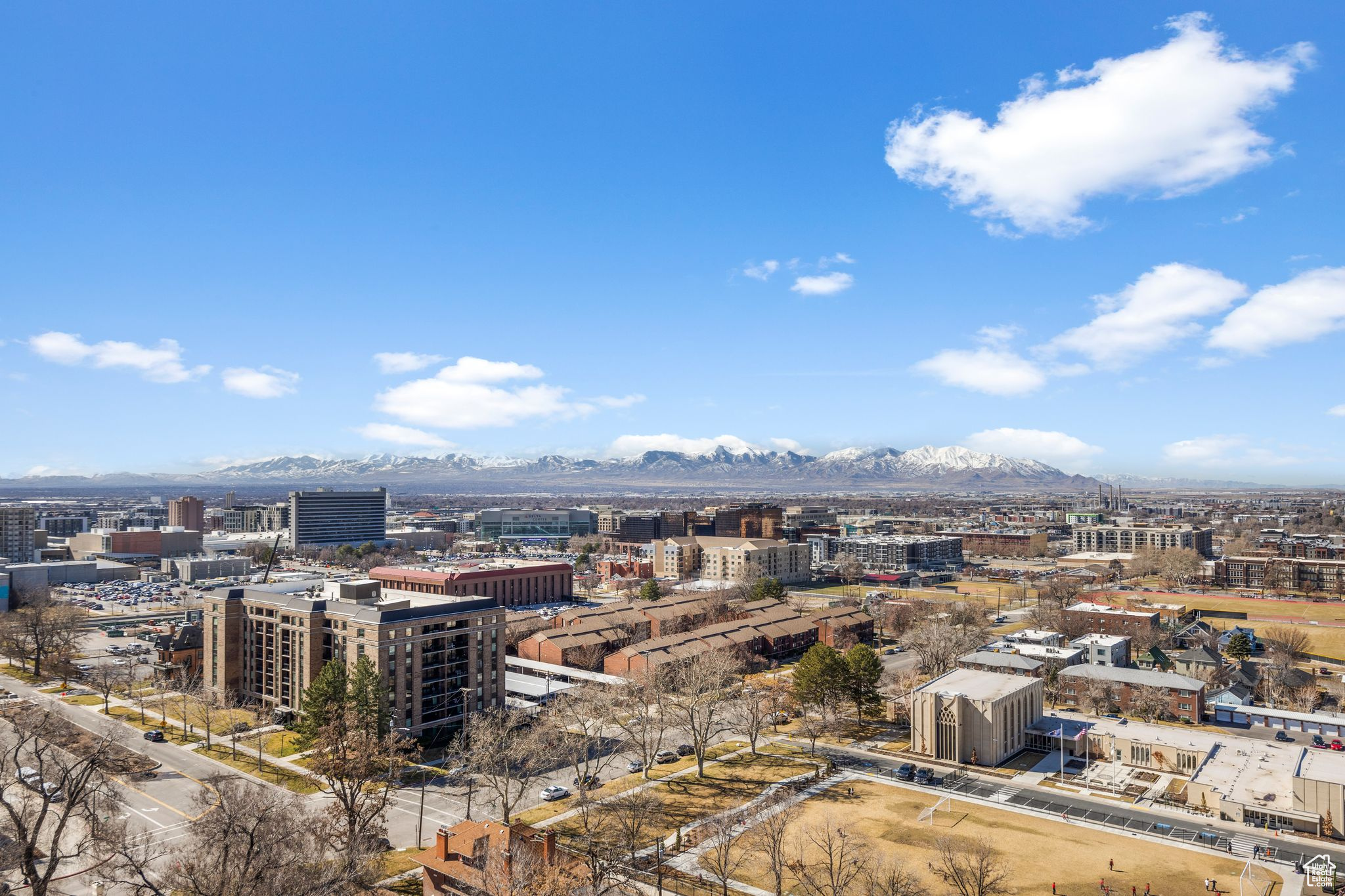 TREVI TOWERS CONDM - Residential