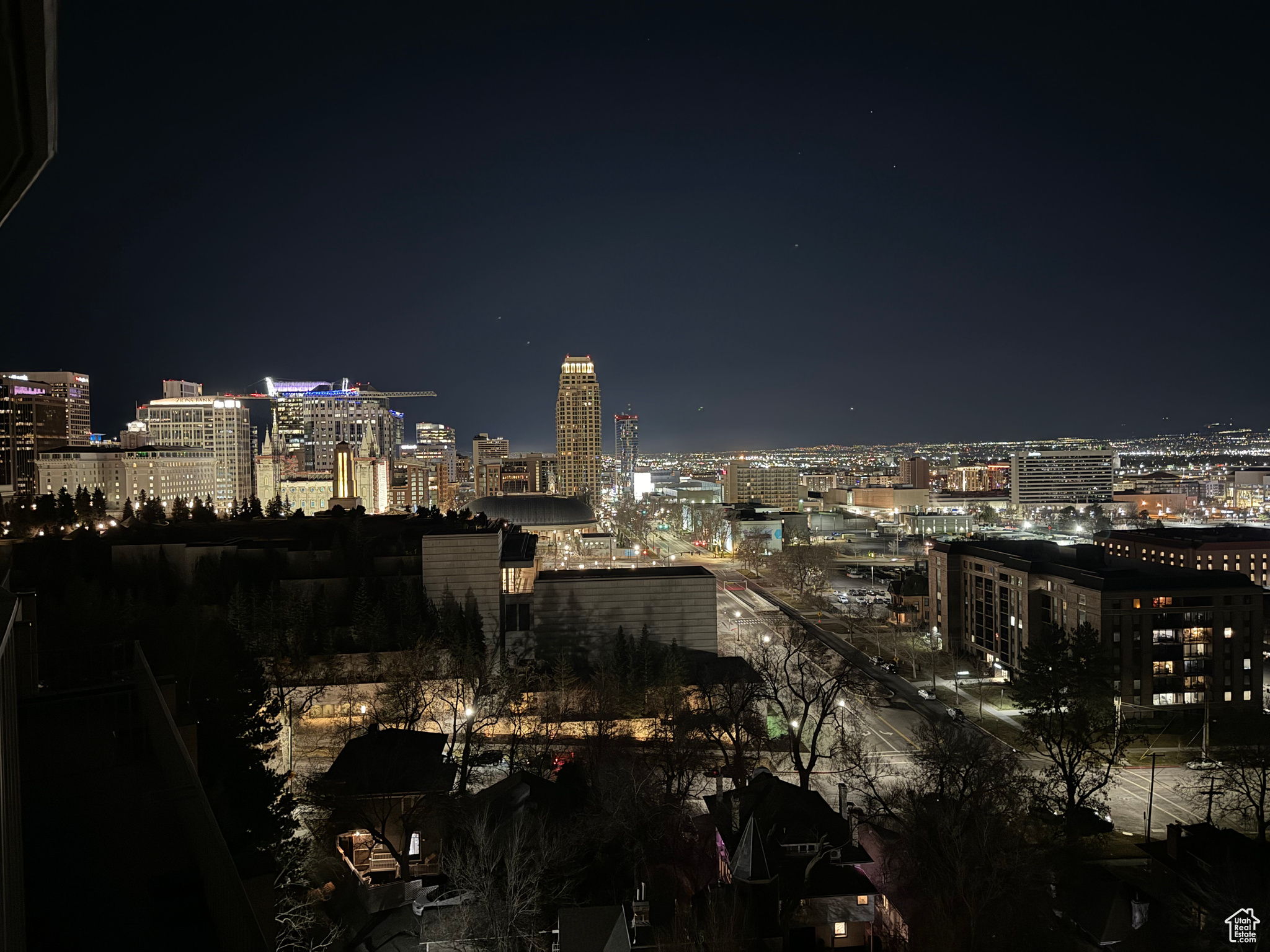 TREVI TOWERS CONDM - Residential