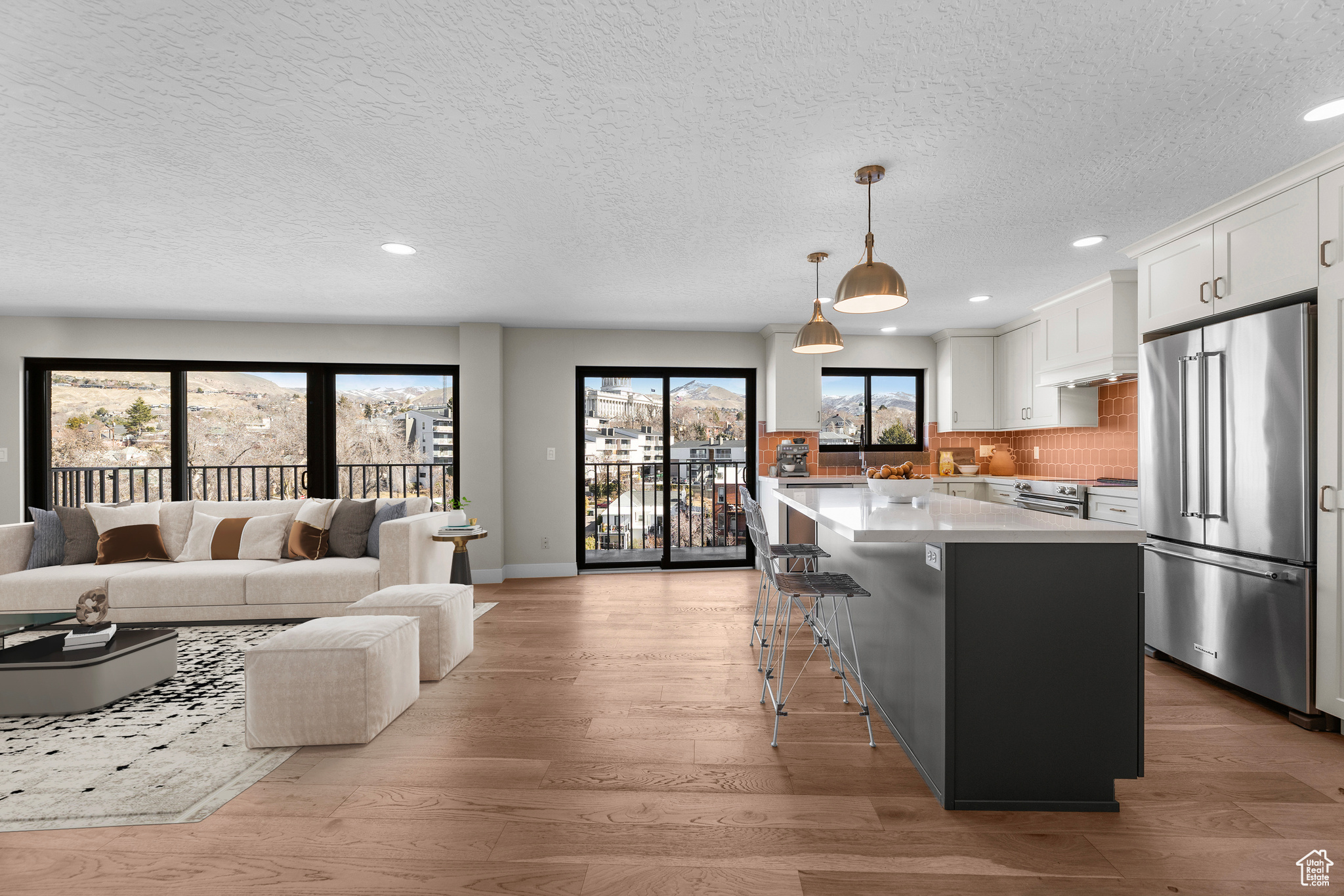 TREVI TOWERS CONDM - Residential