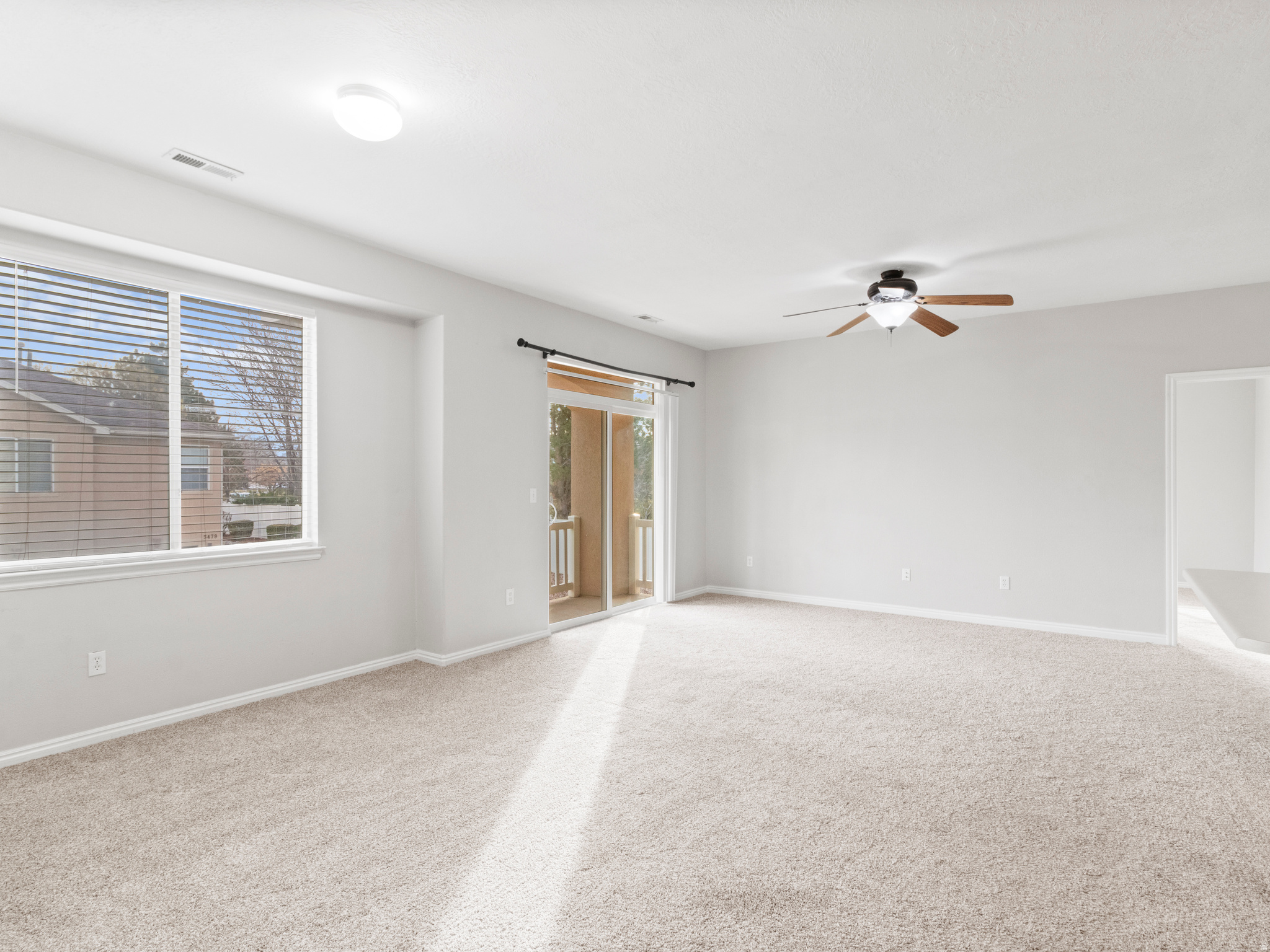 HUNTER VILLAGE - Residential