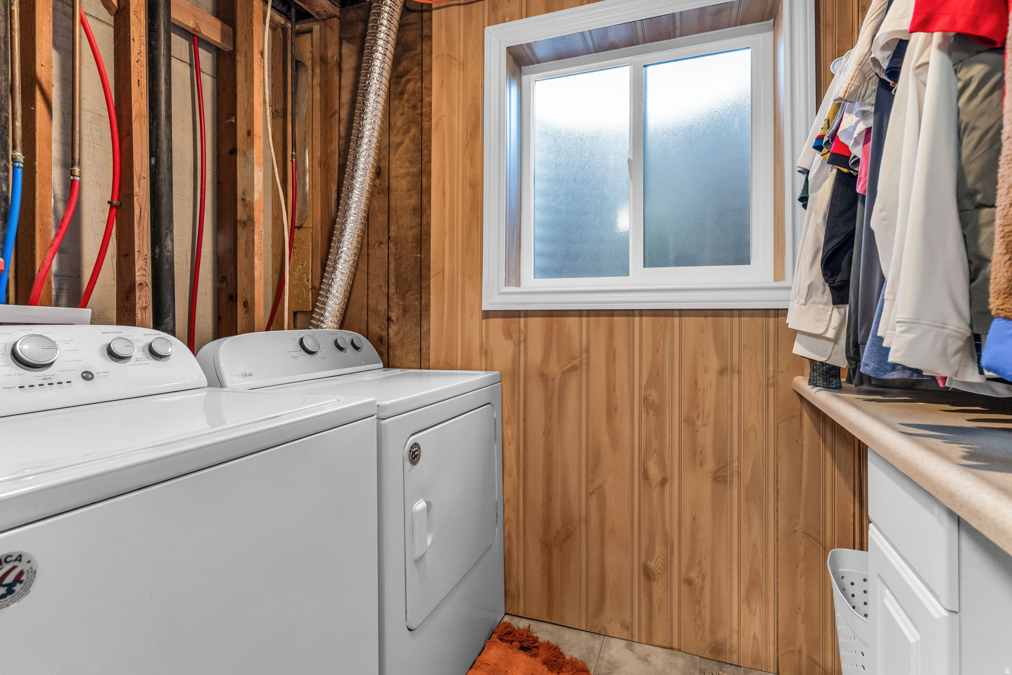 EDGEWOOD - Residential