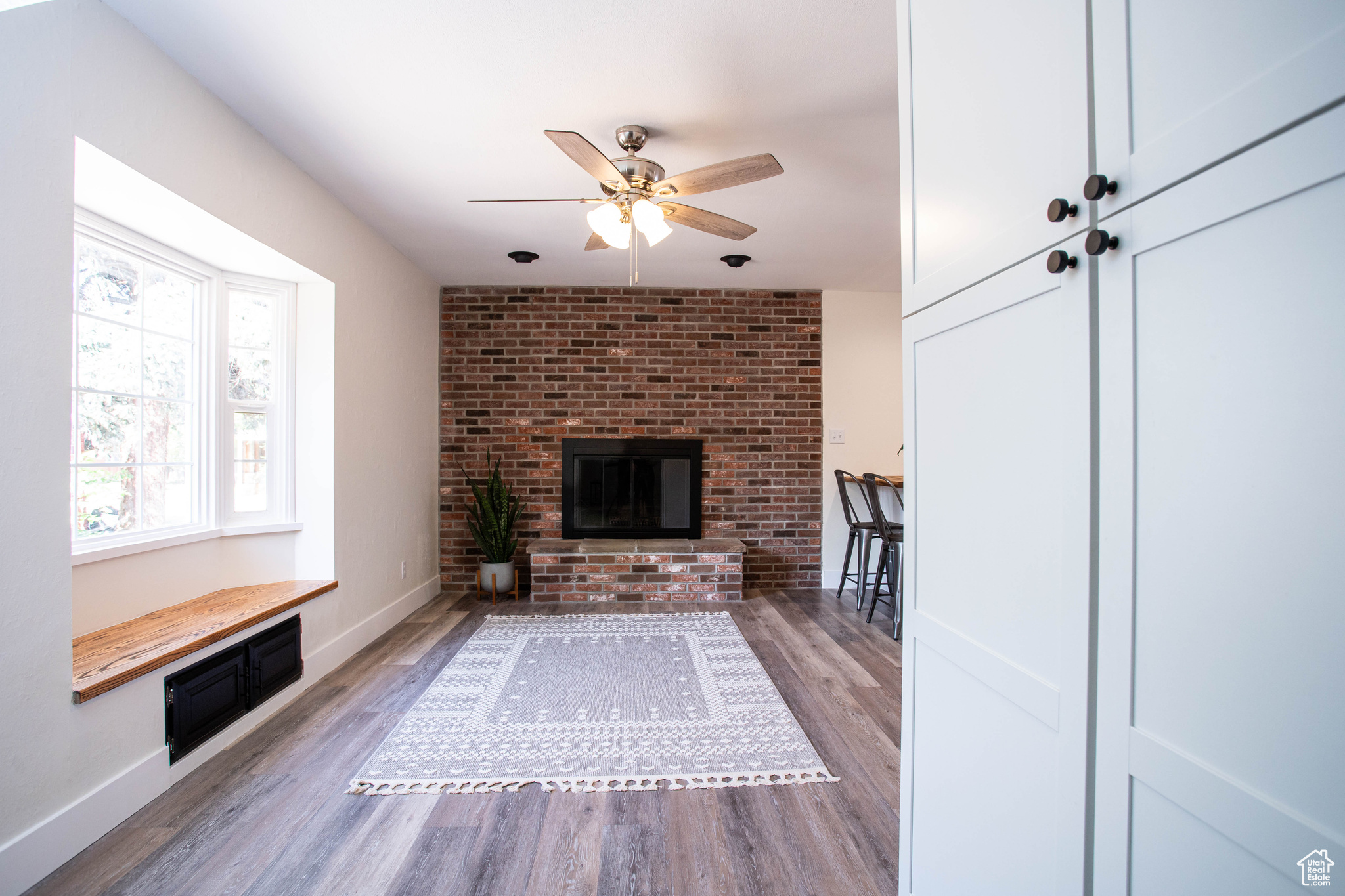 EPHRAIM - Residential