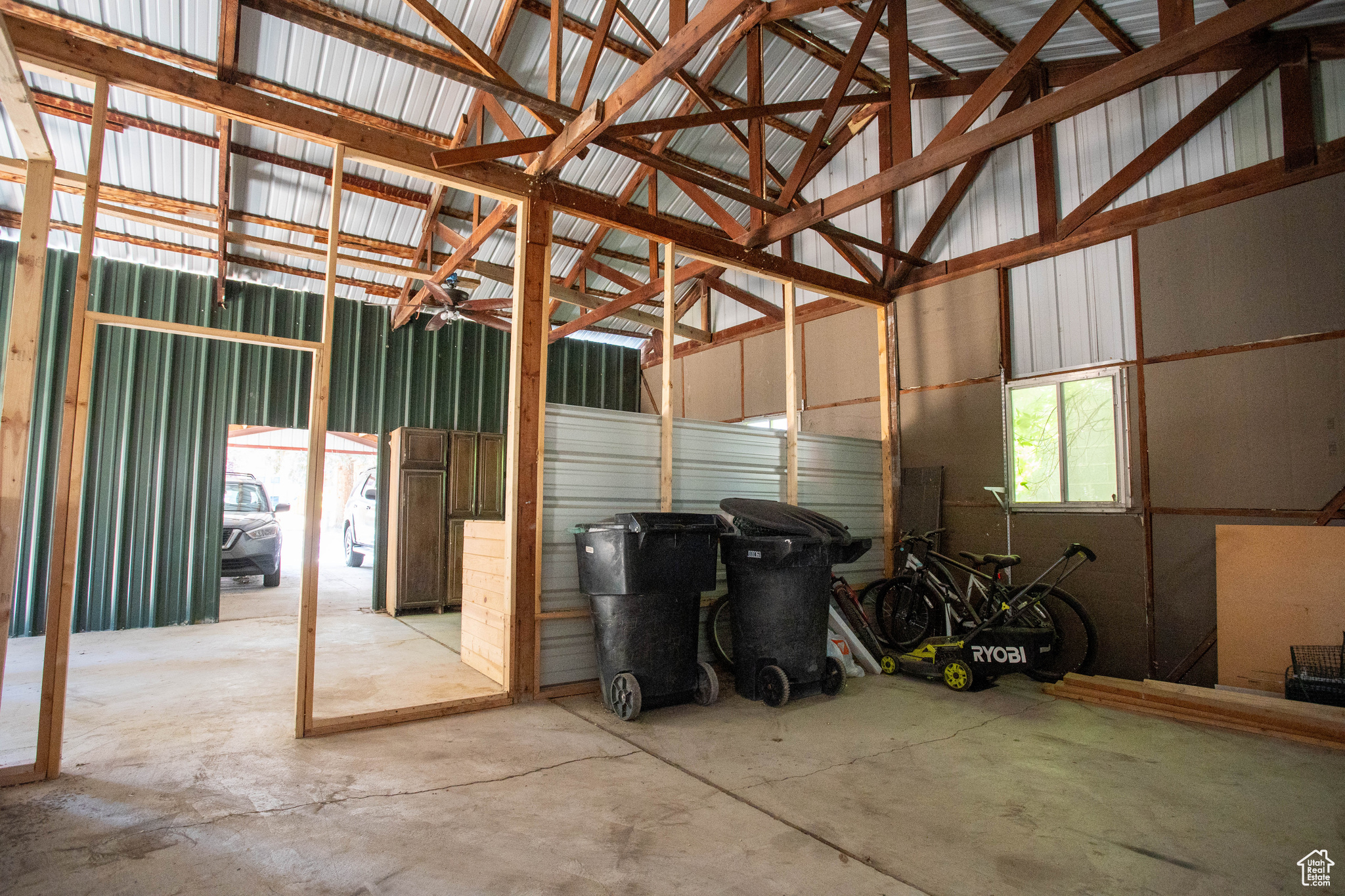 EPHRAIM - Residential