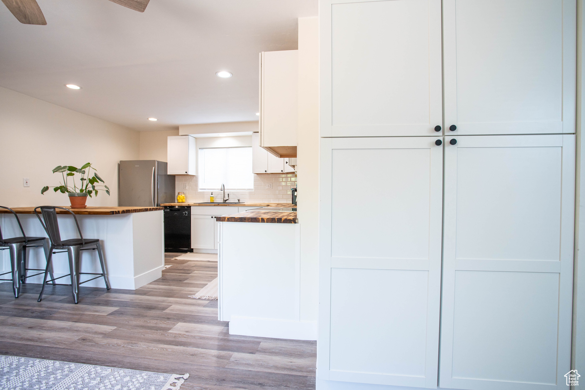 EPHRAIM - Residential