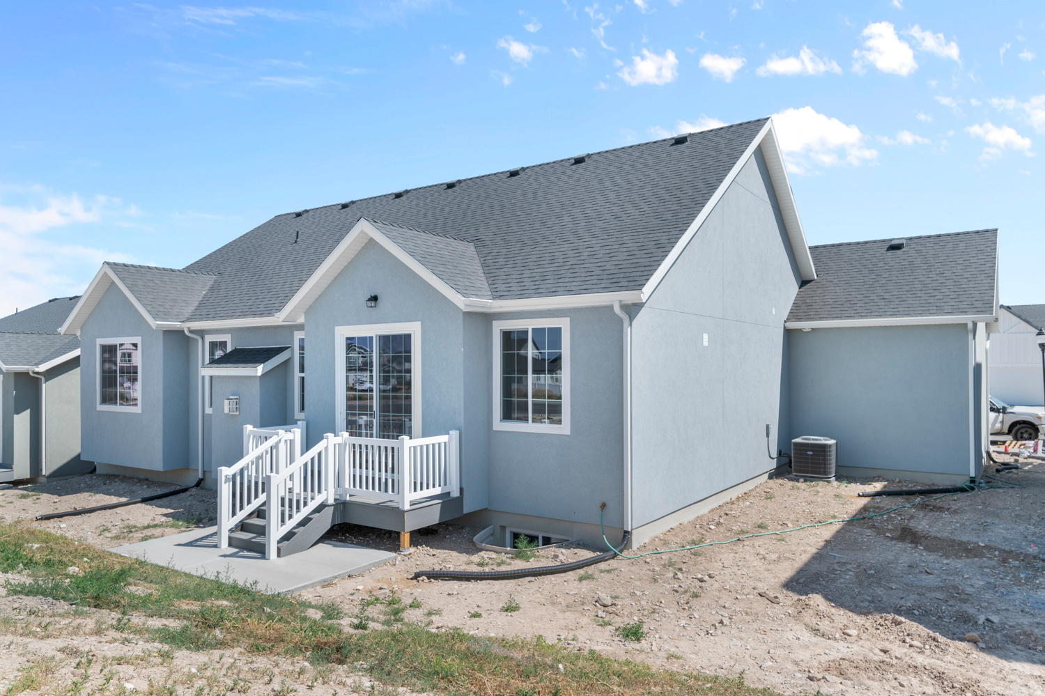 HIDDEN OAKS COLLECTION 606 - Residential