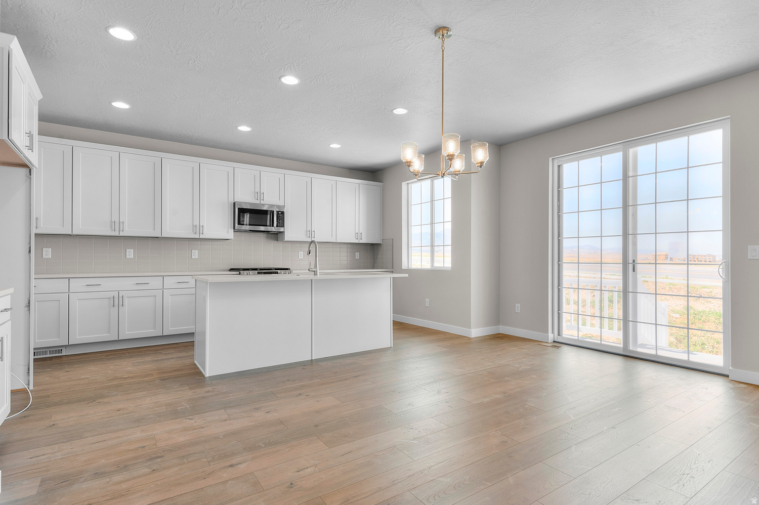 HIDDEN OAKS COLLECTION 606 - Residential