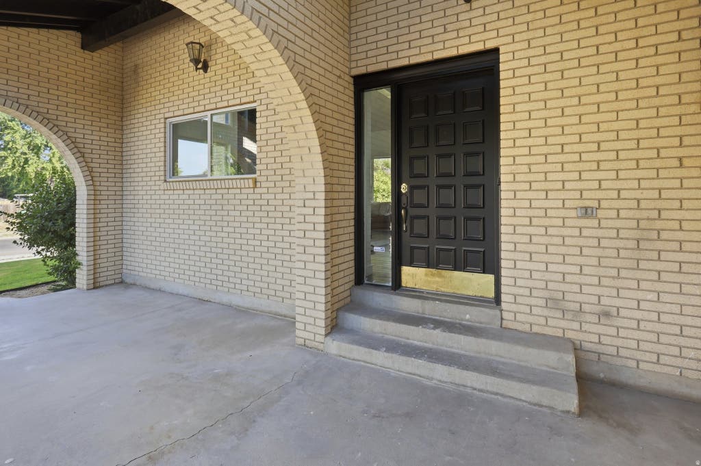 Photo of 8261 S MAIO DR, Sandy, UT 84093 (MLS # 2175635)