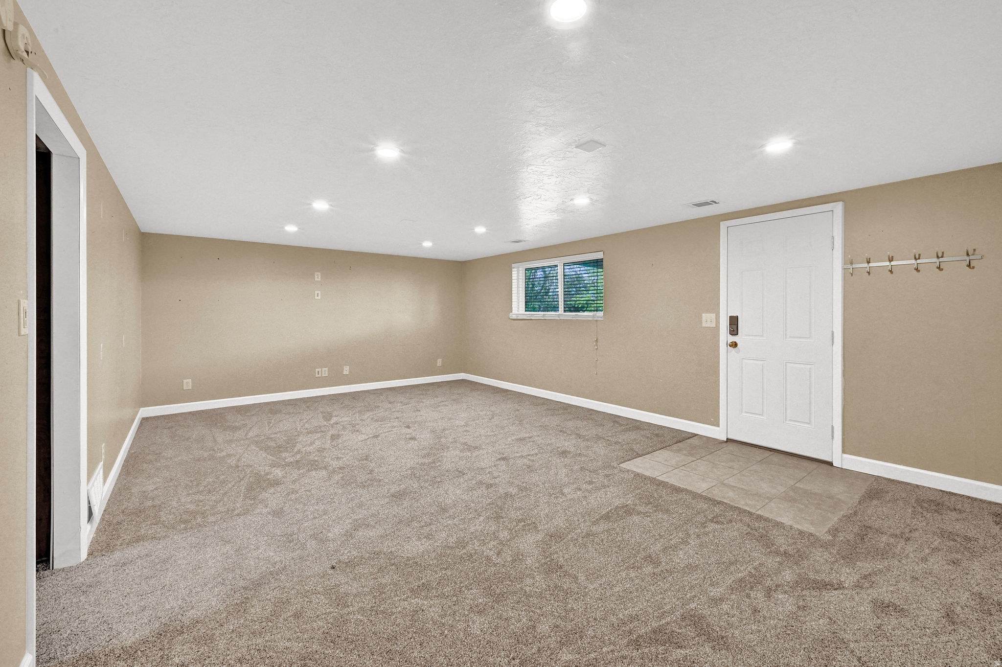 HALVERSON - Residential