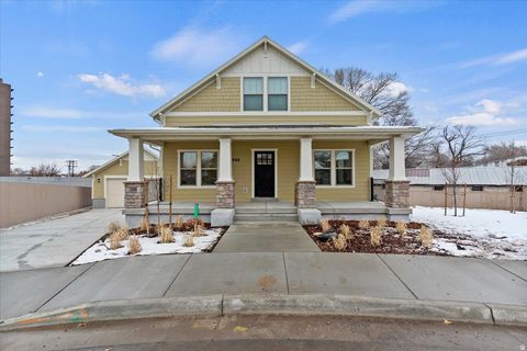 Photo of 866 CAHOON CIR, Ogden, UT 84401 (MLS # 2125486)