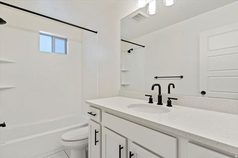 Tiny photo for 866 CAHOON CIR, Ogden, UT 84401 (MLS # 2125486)