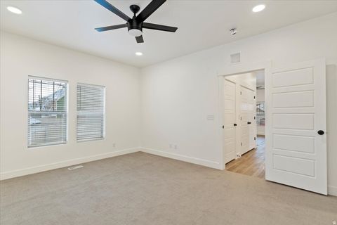 Tiny photo for 866 CAHOON CIR, Ogden, UT 84401 (MLS # 2125486)