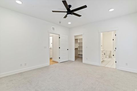 Tiny photo for 866 CAHOON CIR, Ogden, UT 84401 (MLS # 2125486)