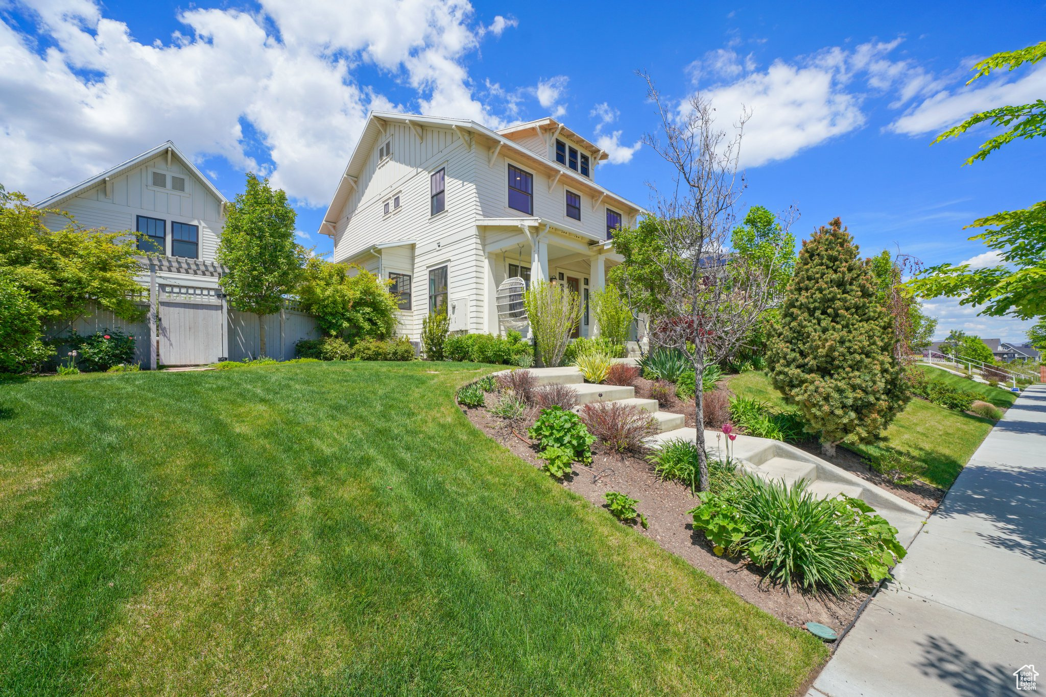 5038 W Lake Ave, South Jordan, Utah image 3