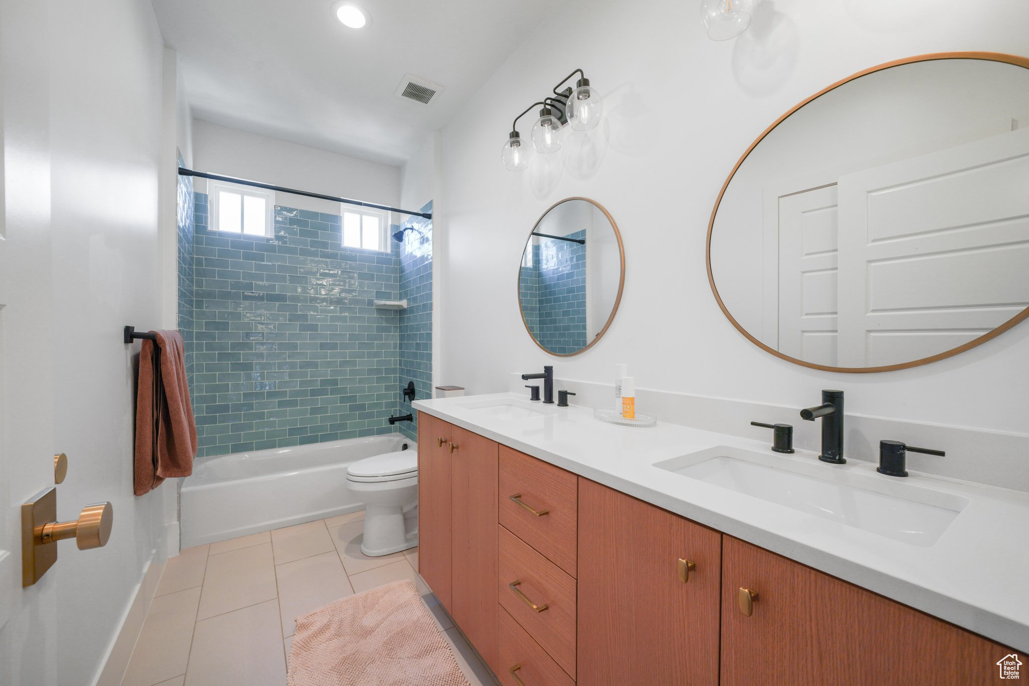 5038 W Lake Ave, South Jordan, Utah image 26