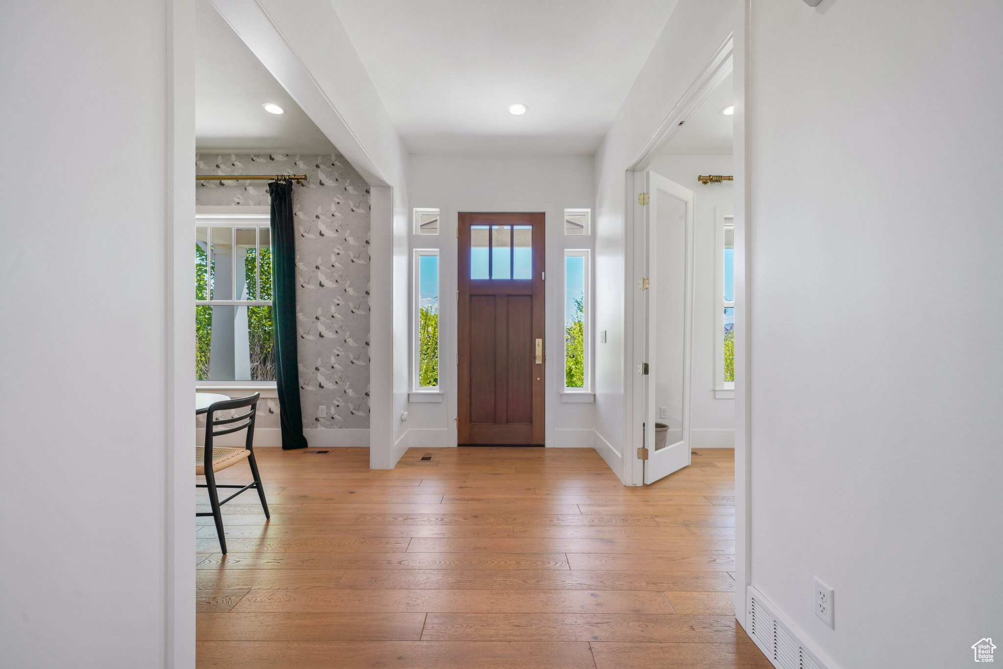 5038 W Lake Ave, South Jordan, Utah image 6