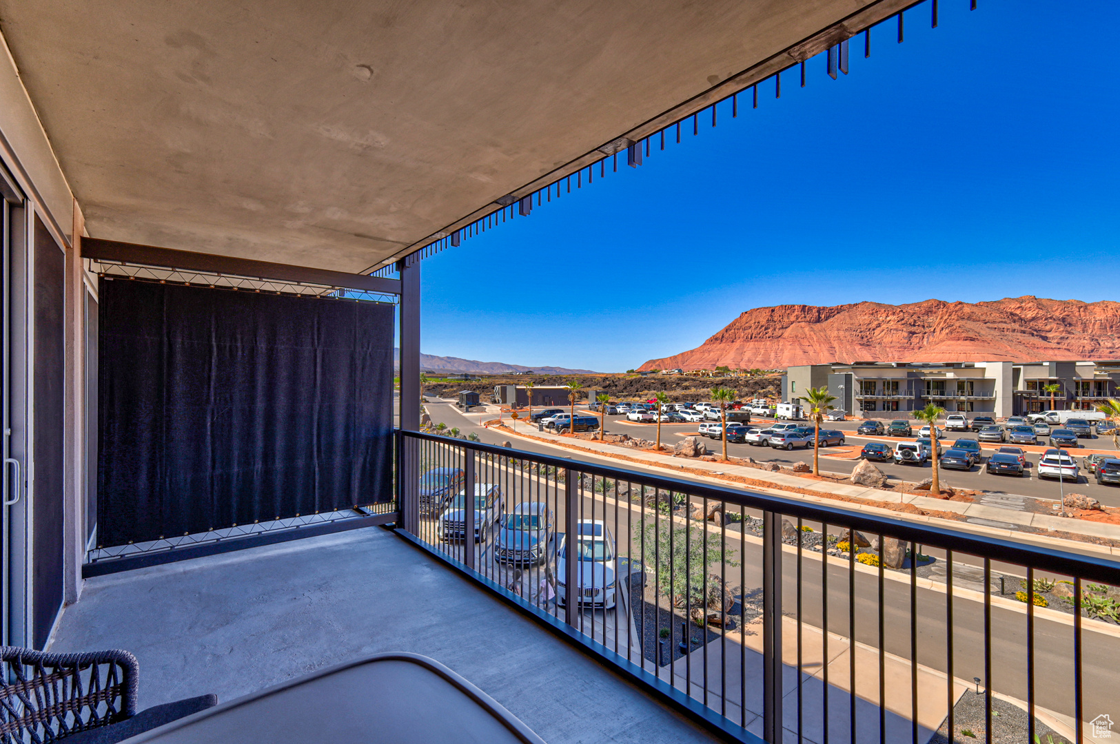 BLACK DESERT RESORT - Residential