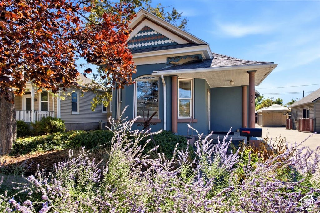 Photo of 452 E HOLLYWOOD AVE, Salt Lake City, UT 84115 (MLS # 2191636)