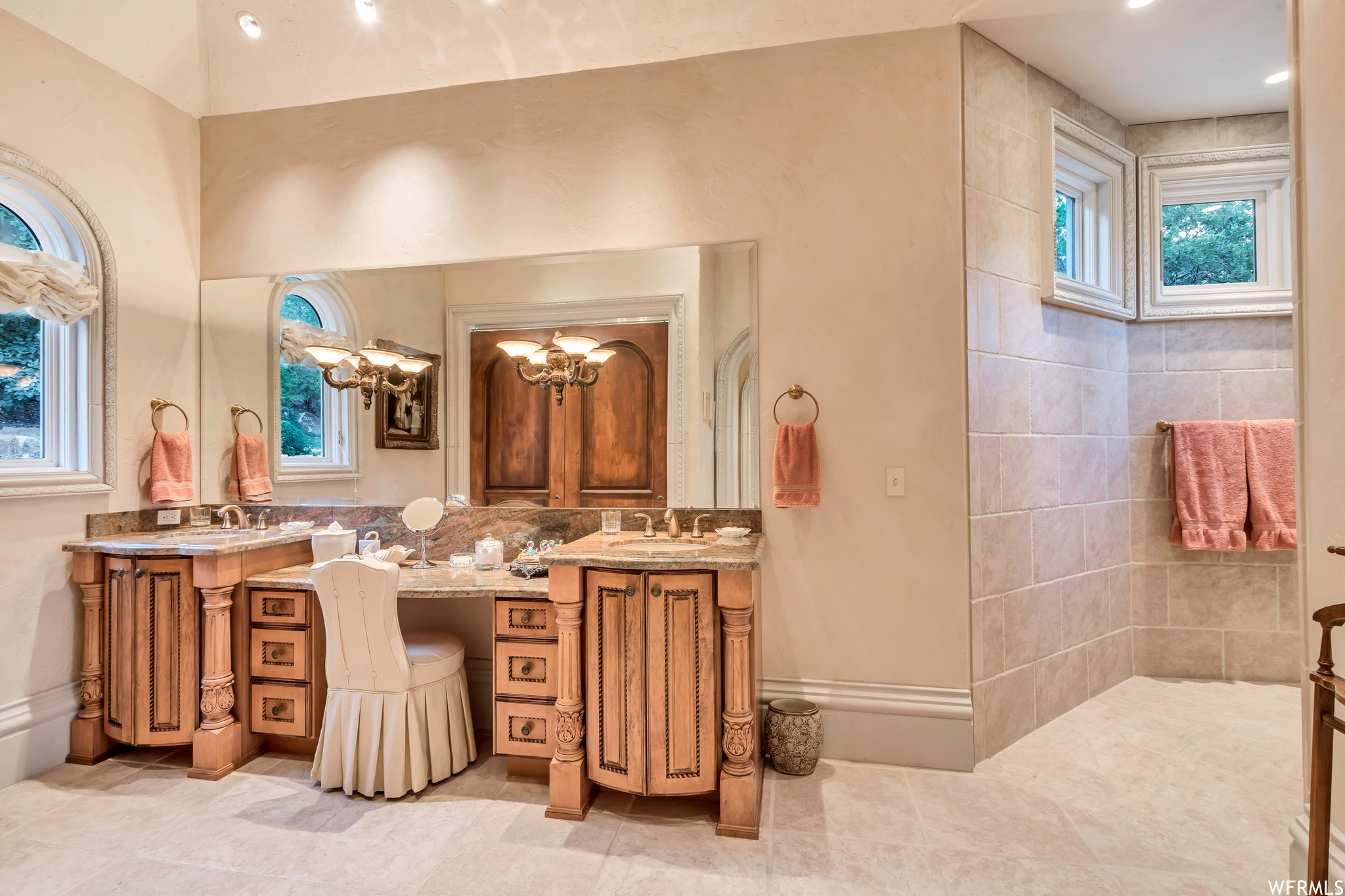 NORTH COVE ESTATES - Residential