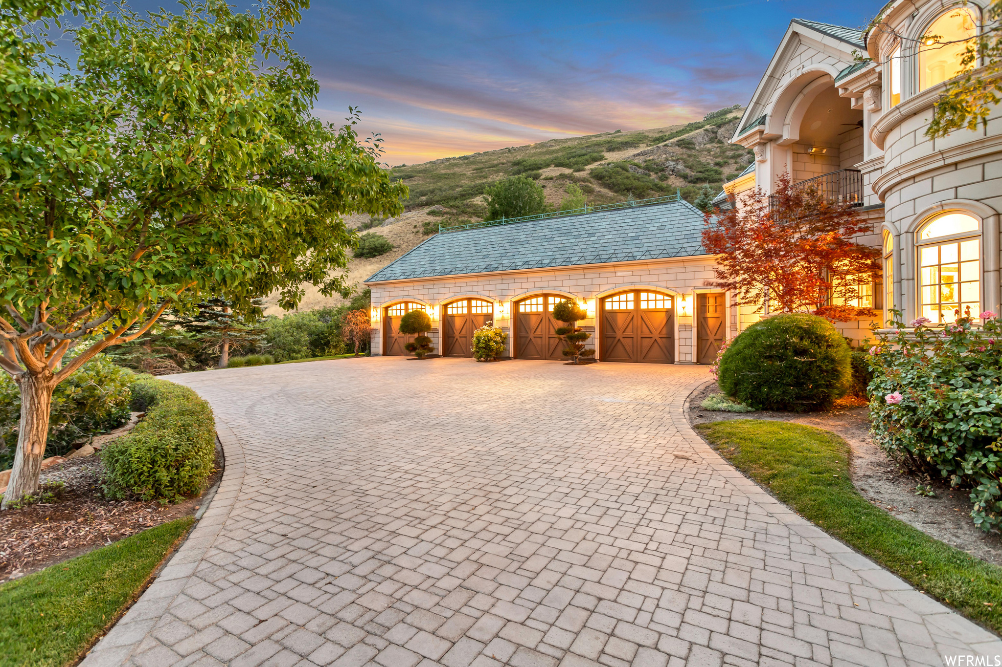 NORTH COVE ESTATES - Residential