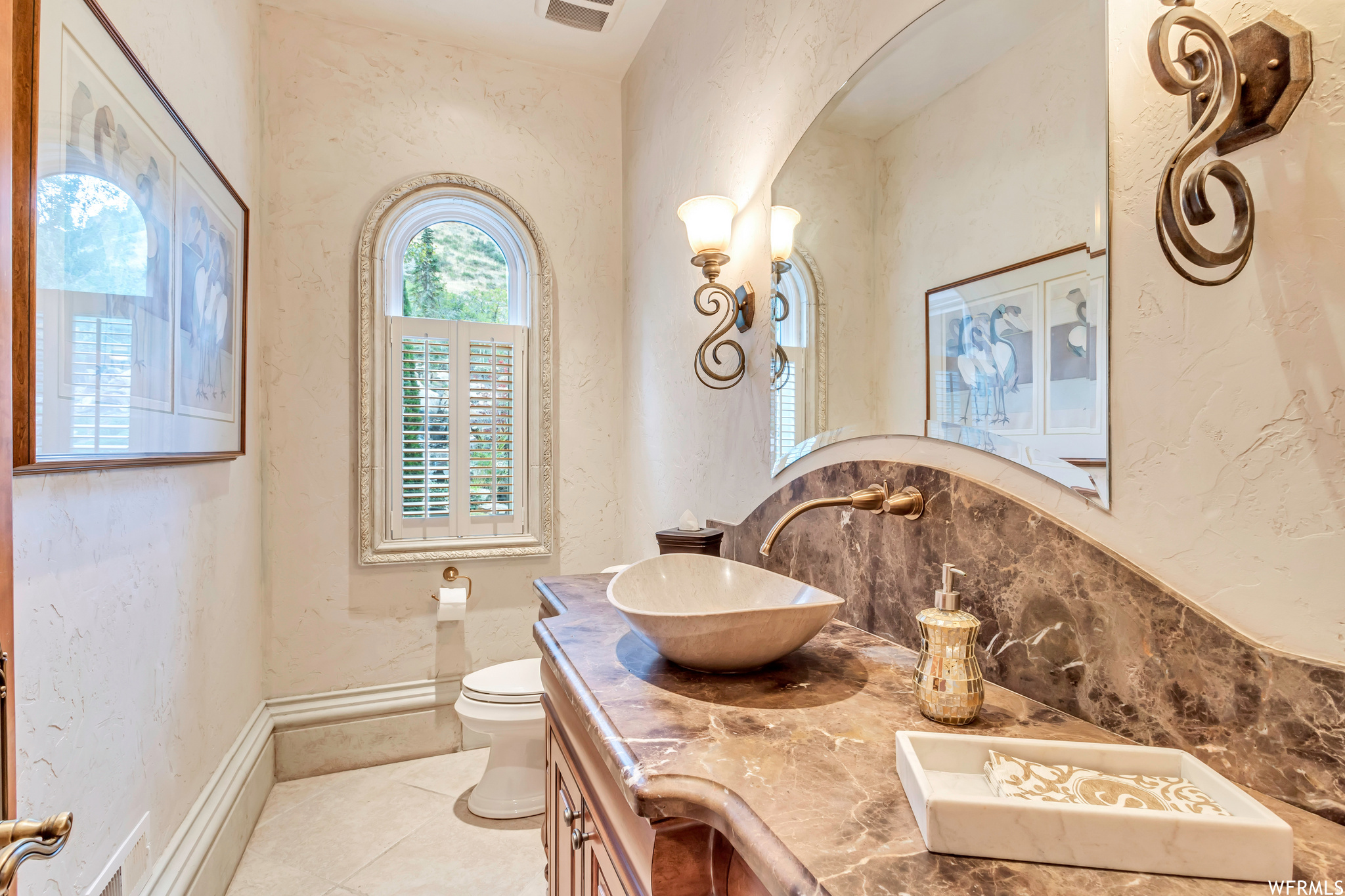 NORTH COVE ESTATES - Residential